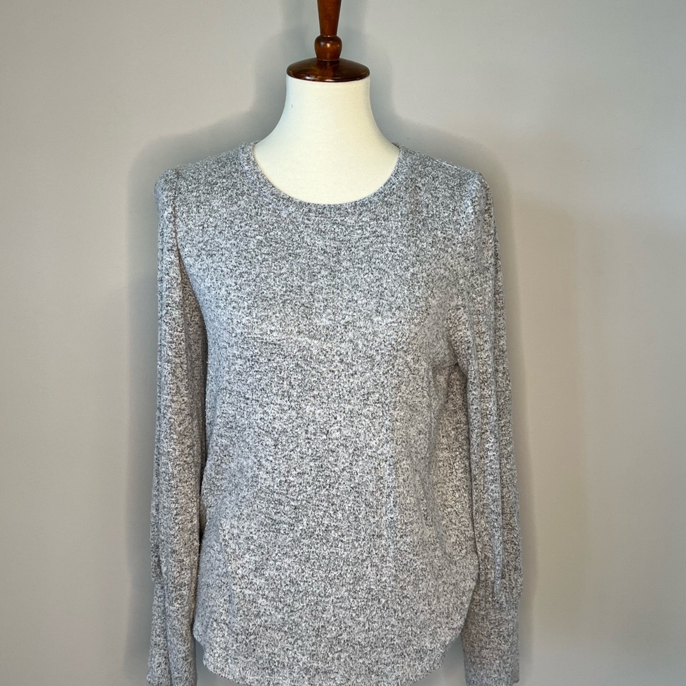 Mini puff sleeve shirt